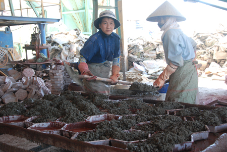 Sản xuất gạch block tại Nhà máy gạch block Phú Điền